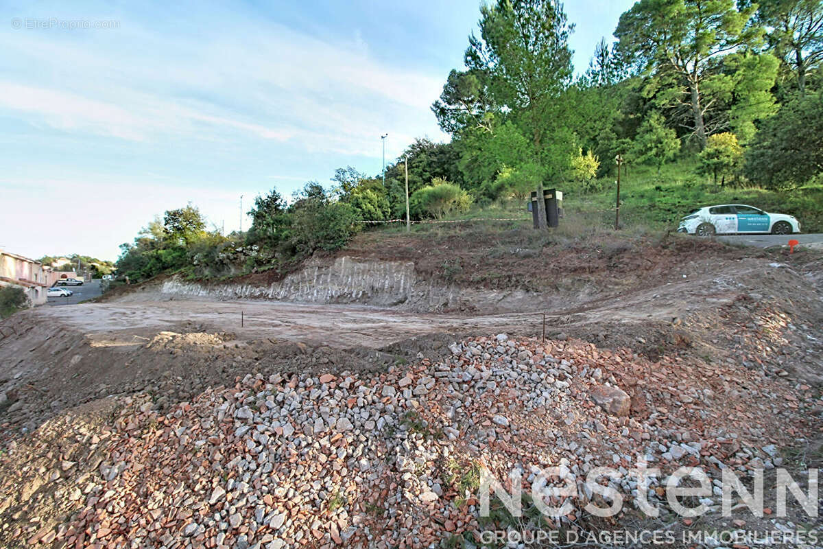 Terrain à VIDAUBAN