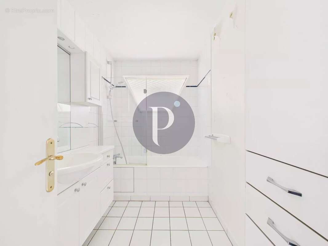 Appartement à VERRIERES-LE-BUISSON