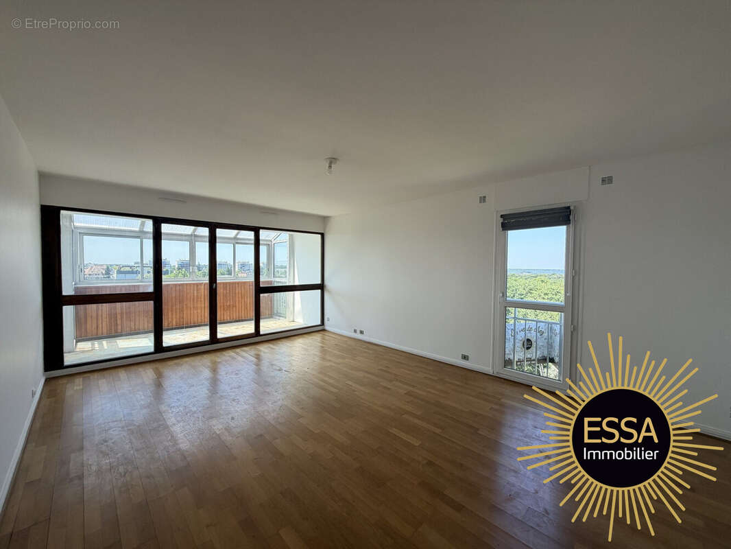 Appartement à VELIZY-VILLACOUBLAY