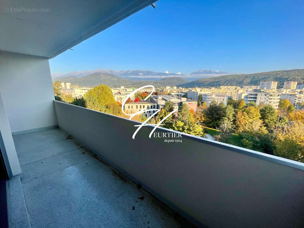 Appartement à ECHIROLLES