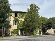 Appartement à PERNES-LES-FONTAINES