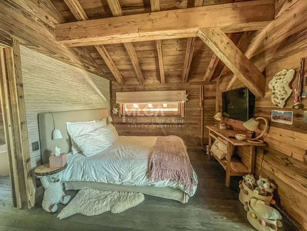 Maison à SAINT-ETIENNE-DE-TINEE