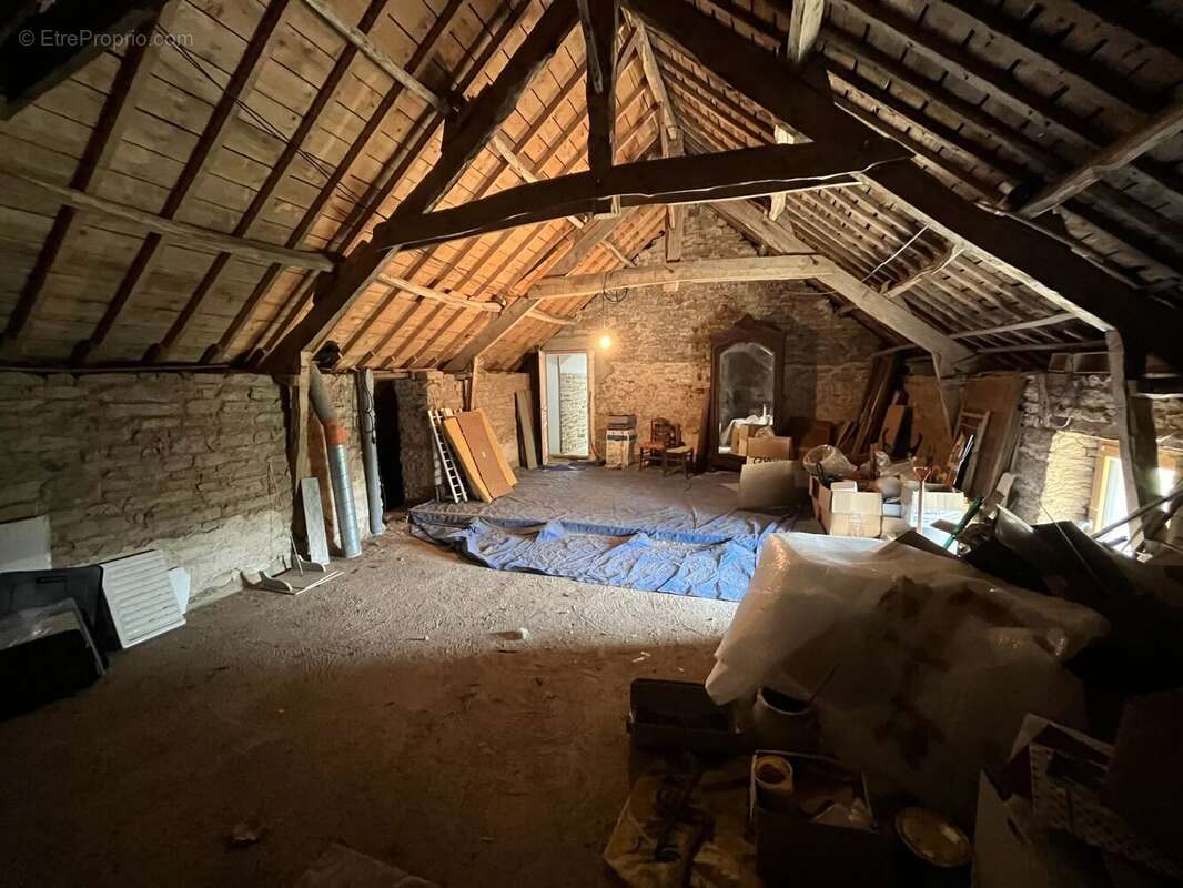 10 mn vannes  - longere renovee 300 m² - photo 24
