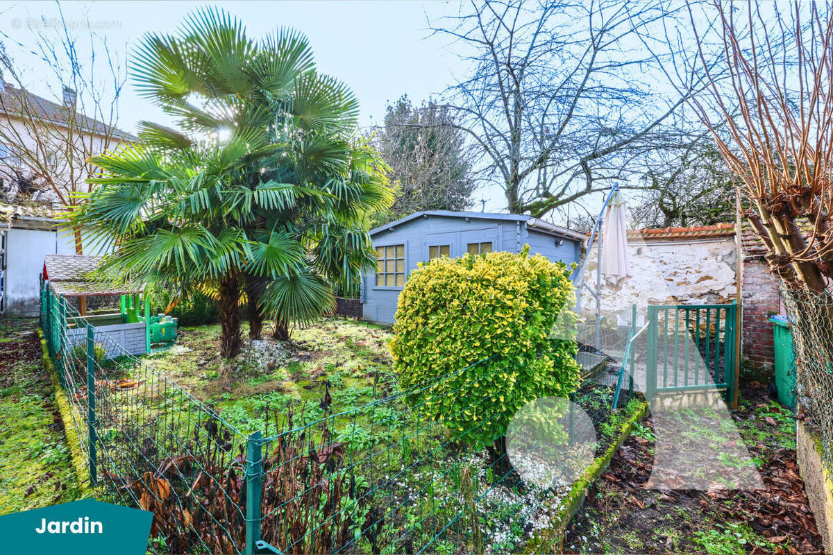 Appartement à CORBEIL-ESSONNES