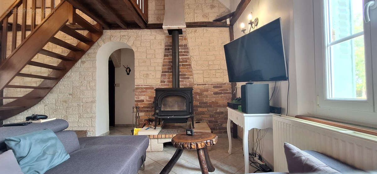 Charme maison de campagne vie de plain pied,2/3 chambres,veranda,garage/atelier,terrain 5670m2 - photo 10