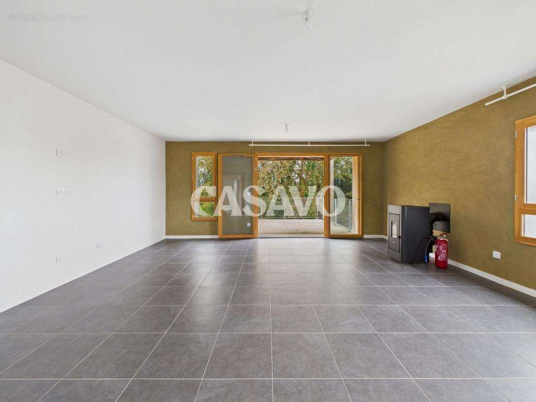 Appartement à AMBARES-ET-LAGRAVE