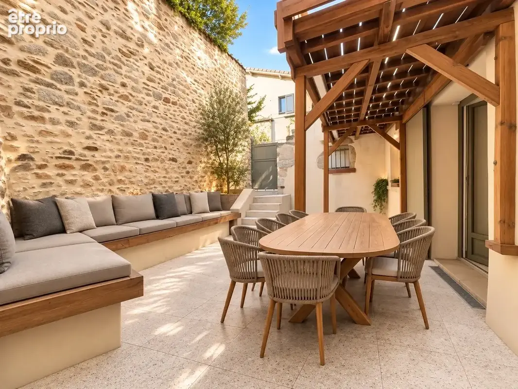 Maison de village rénovée avec 4 chambres et terrasse au cœur de Taluyers - photo 13