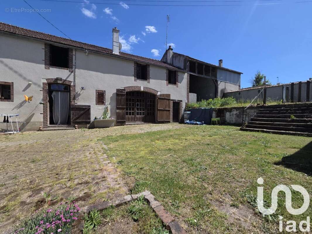 Photo 2 - Maison à LADUZ