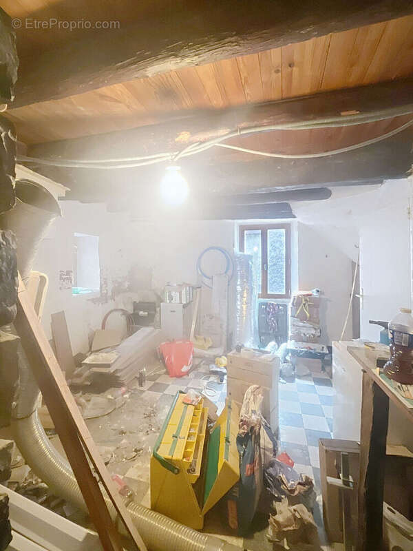 Appartement à ENTREVAUX