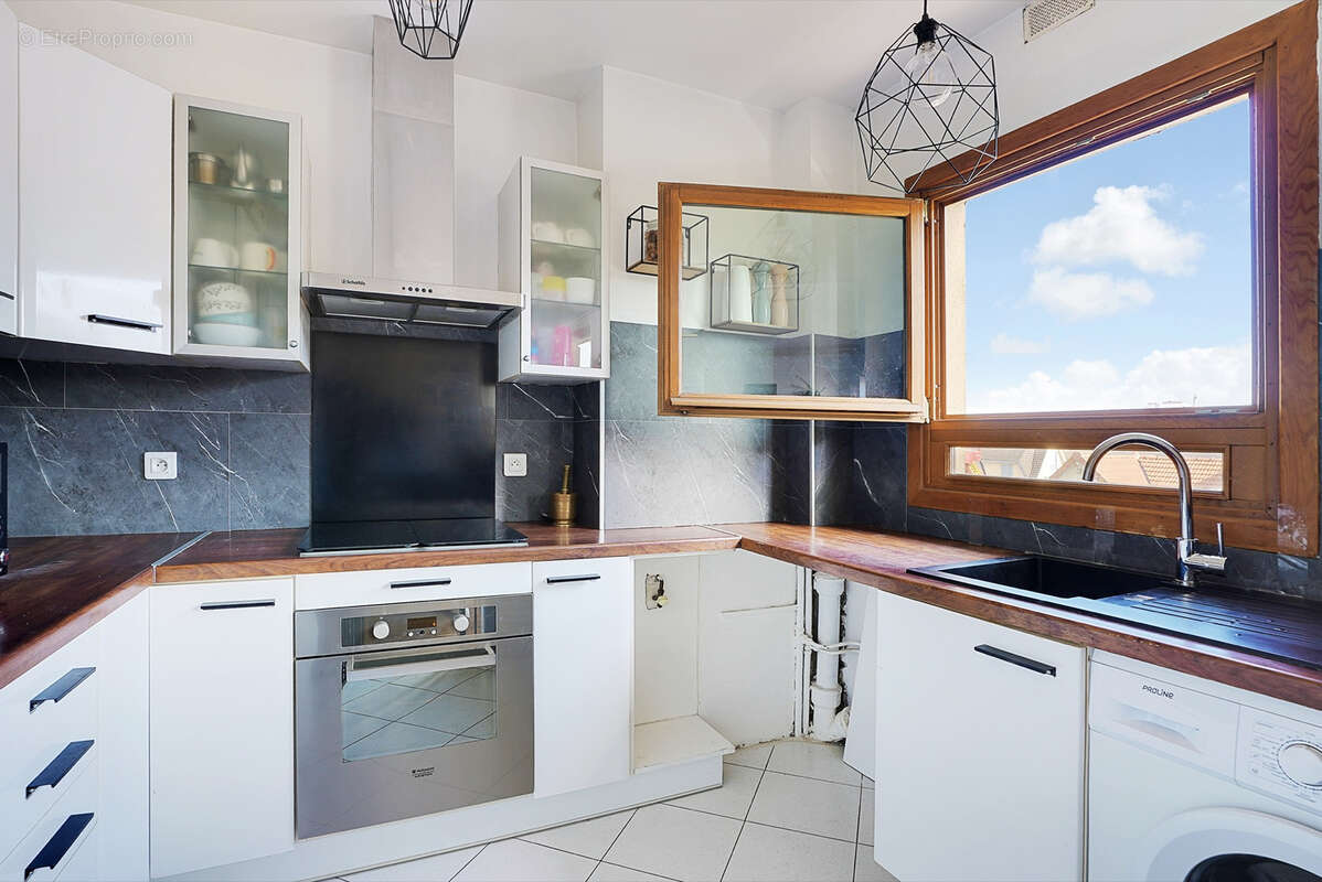 Appartement à NANTERRE