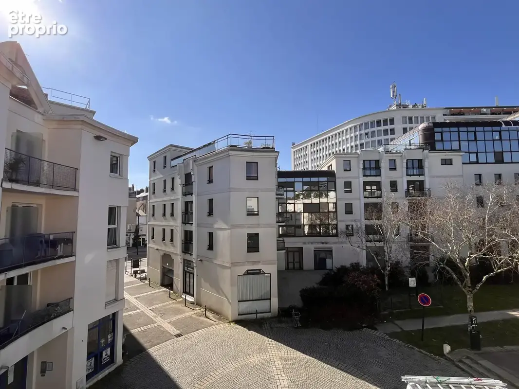 Nantes Centre - quartier Viarme - Grand Appartement T3 - Terrasse - Garage boxé - Cave - photo 6