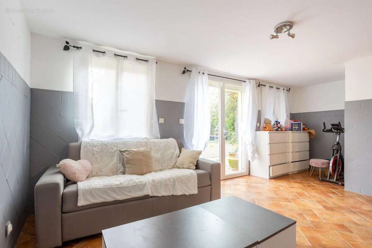 Appartement à MARSEILLE-12E