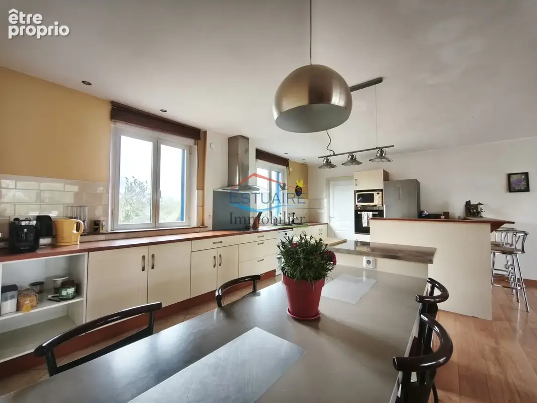 Maison 8 pièces 204 m² à vendre à Pontchateau (44160) - photo 4