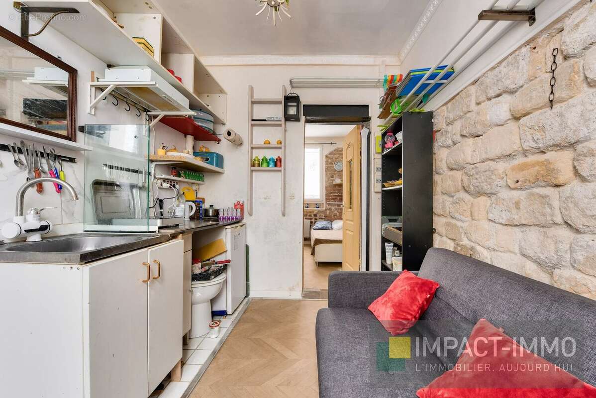 Appartement à PARIS-17E