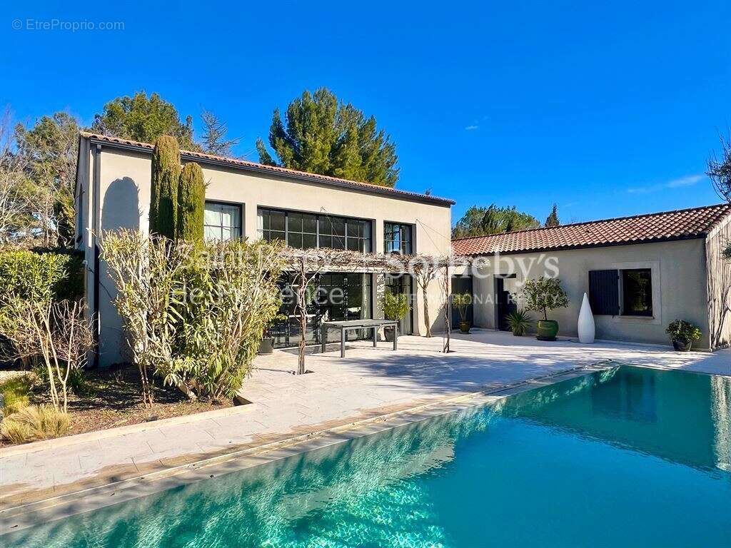 Maison à SAINT-REMY-DE-PROVENCE