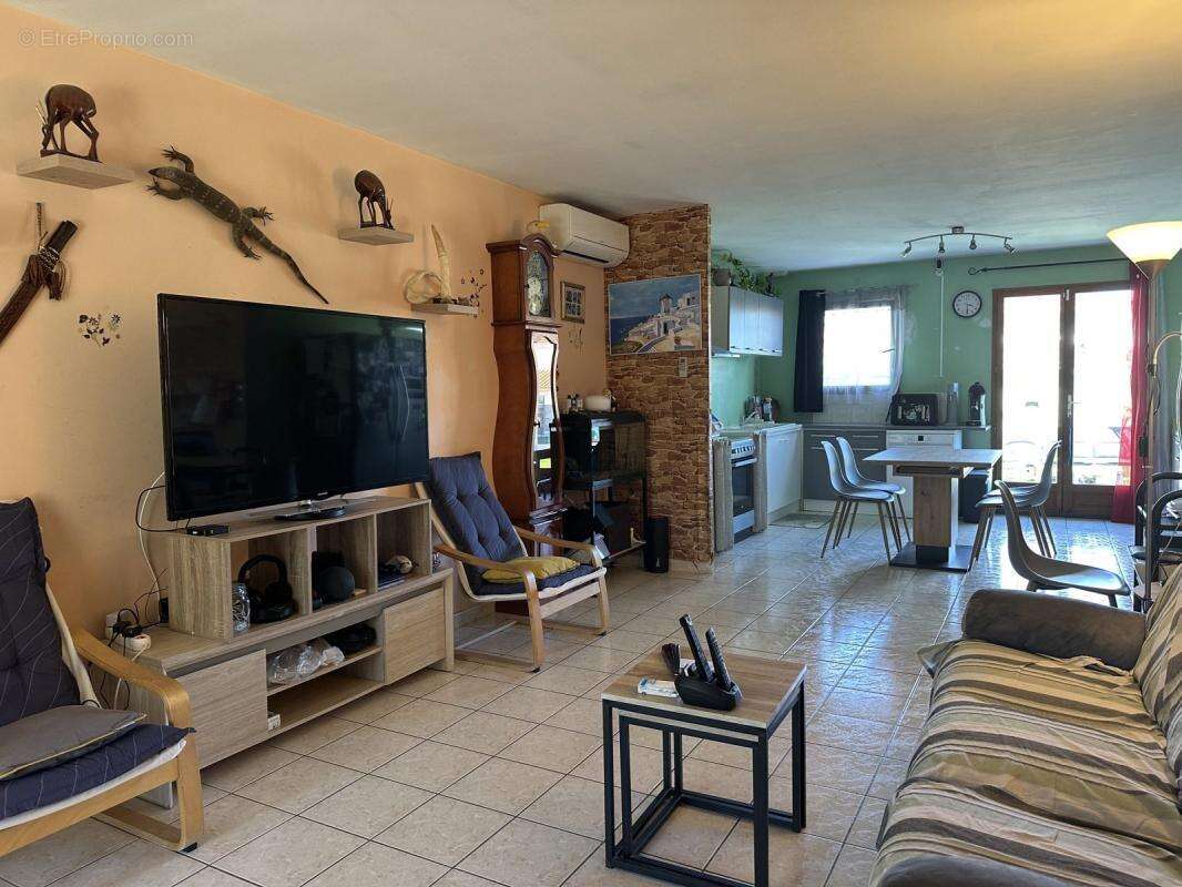 Maison à CORNEILLA-LA-RIVIERE