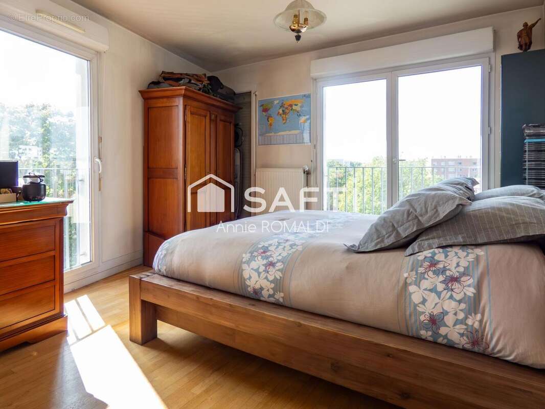 Photo 5 - Appartement à LA COURNEUVE