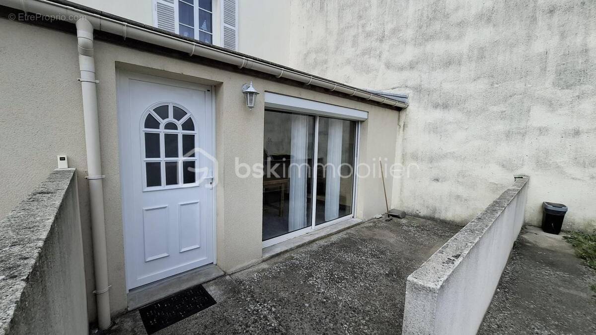 Appartement à MEREVILLE