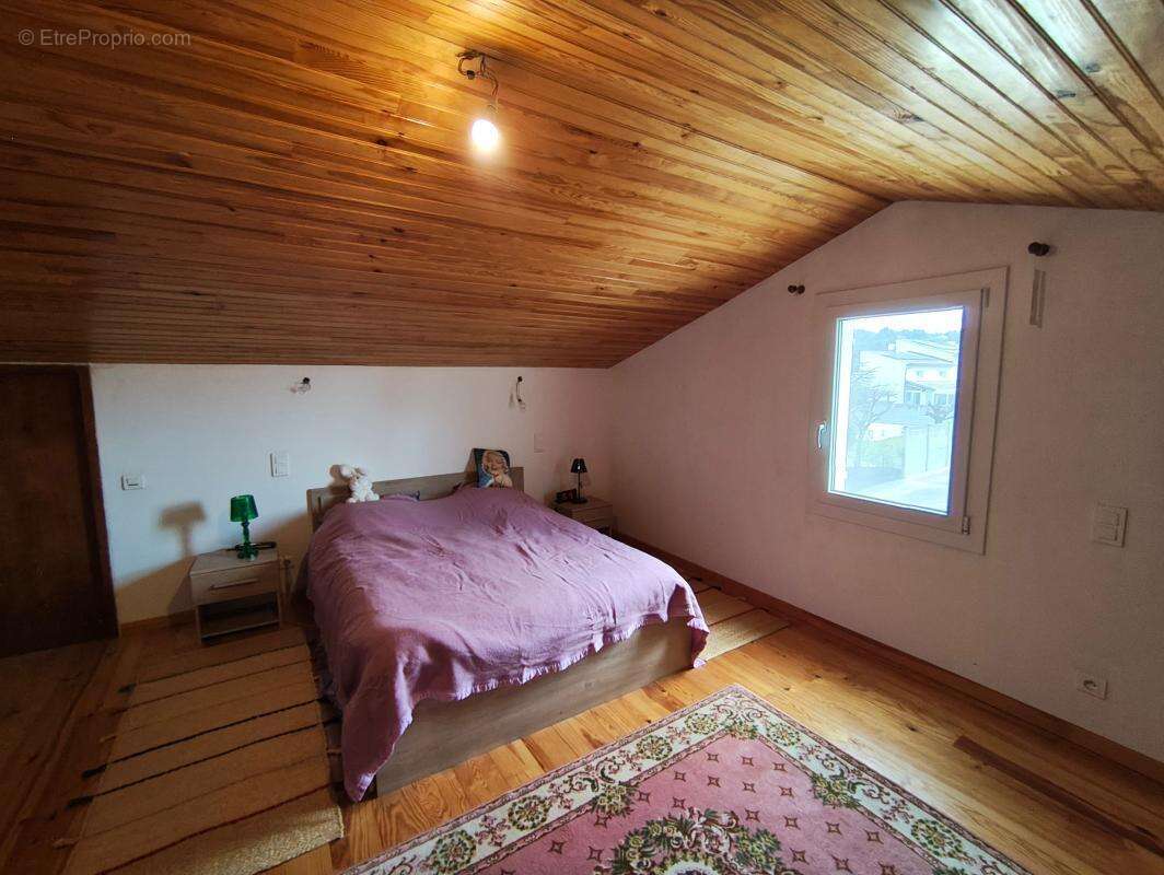 Maison à BARJAC