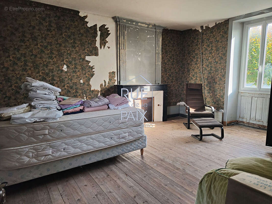 Maison à MONTHOIRON