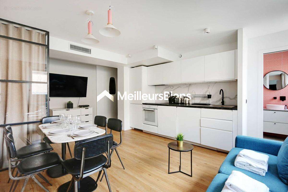 Commerce à PARIS-10E