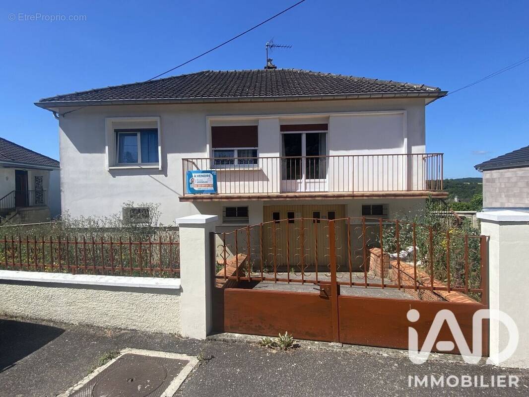 Photo 1 - Maison à BAYARD-SUR-MARNE