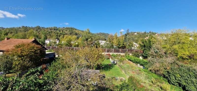 Maison à DECAZEVILLE