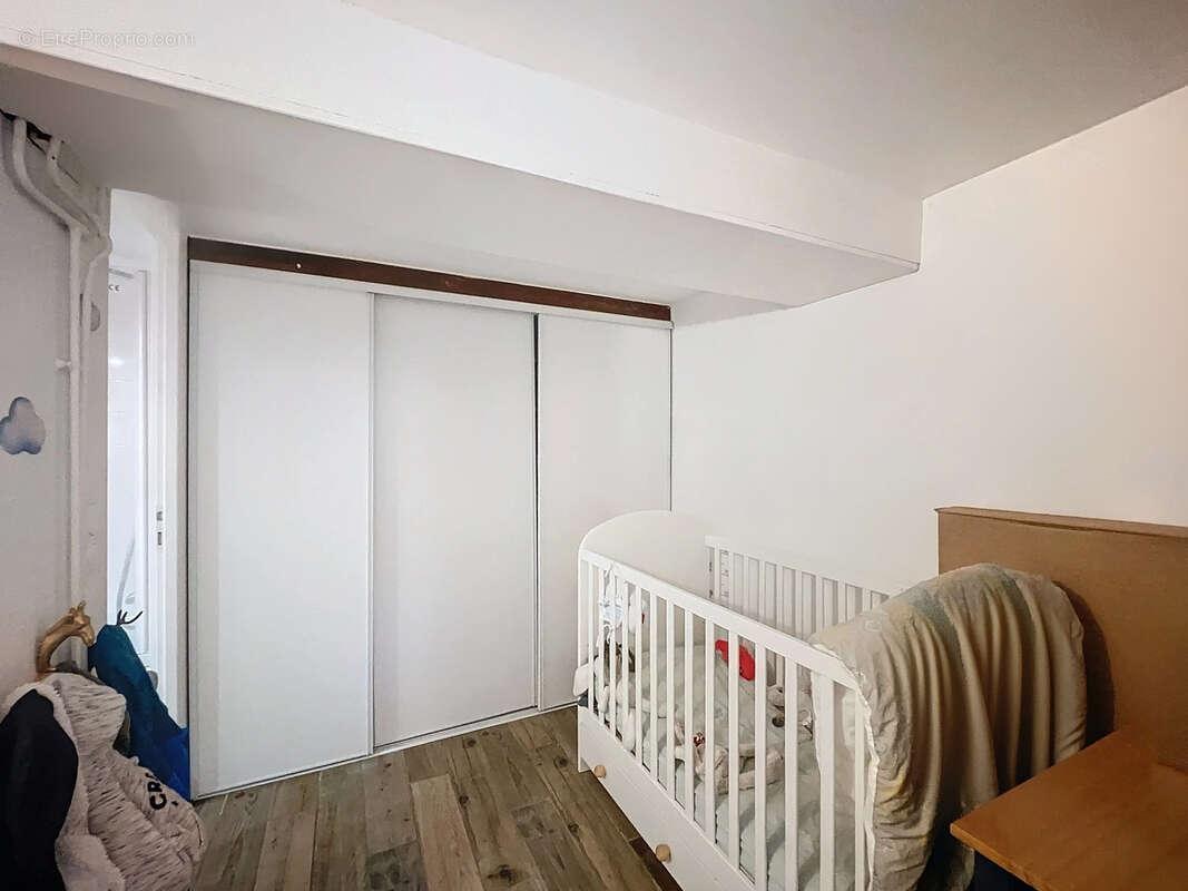Appartement à NANTERRE