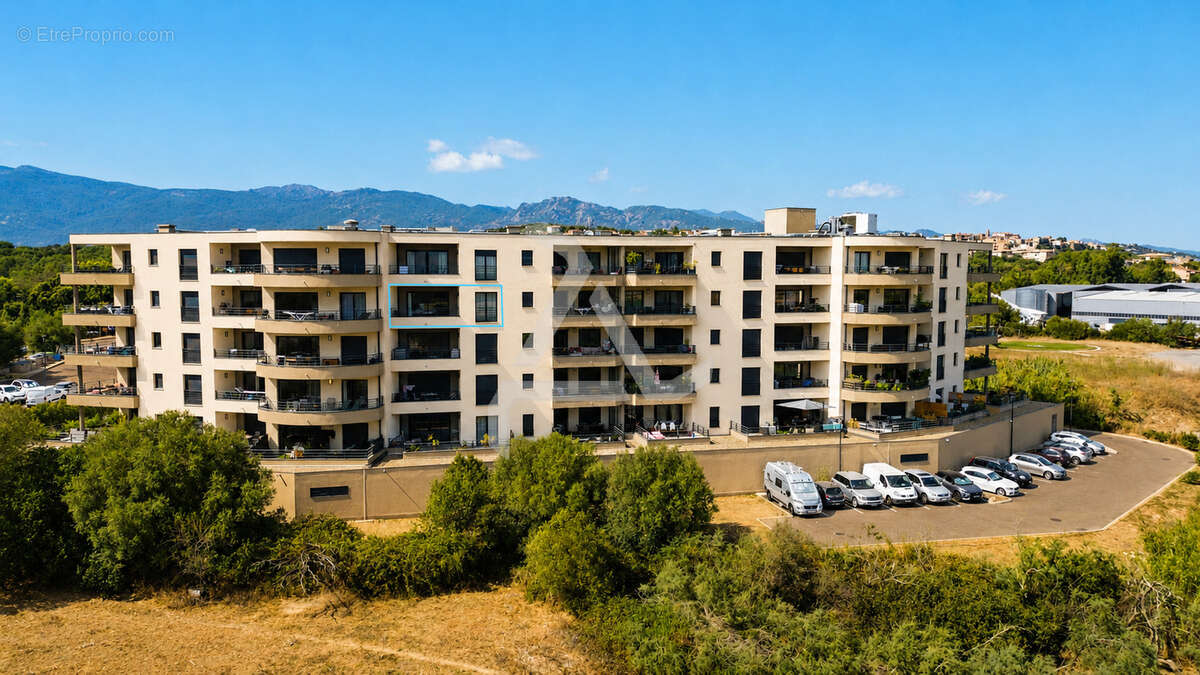Proche du port et des commerces dans résidence moderne et sécurisée - photo 18