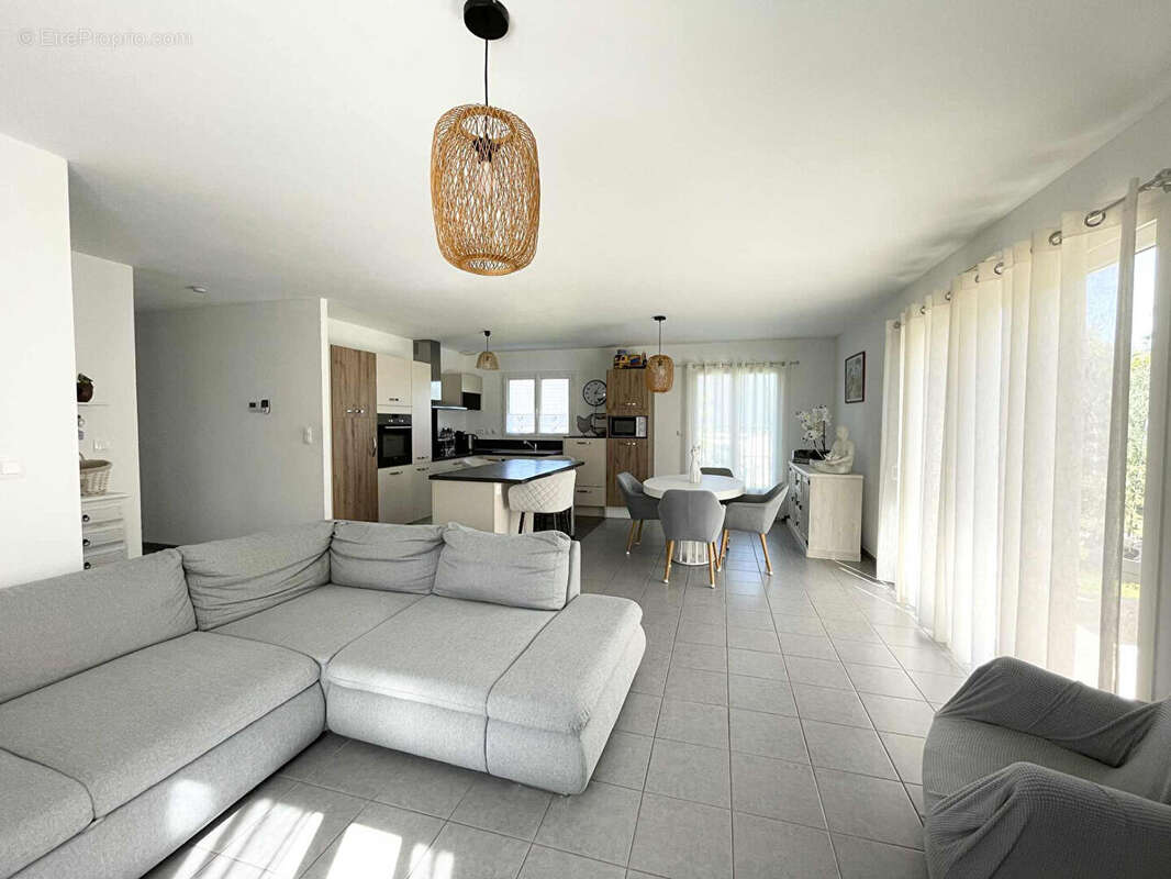 Maison à SAINTE-FEREOLE