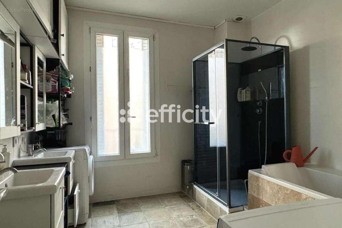 Appartement à ROMAINVILLE