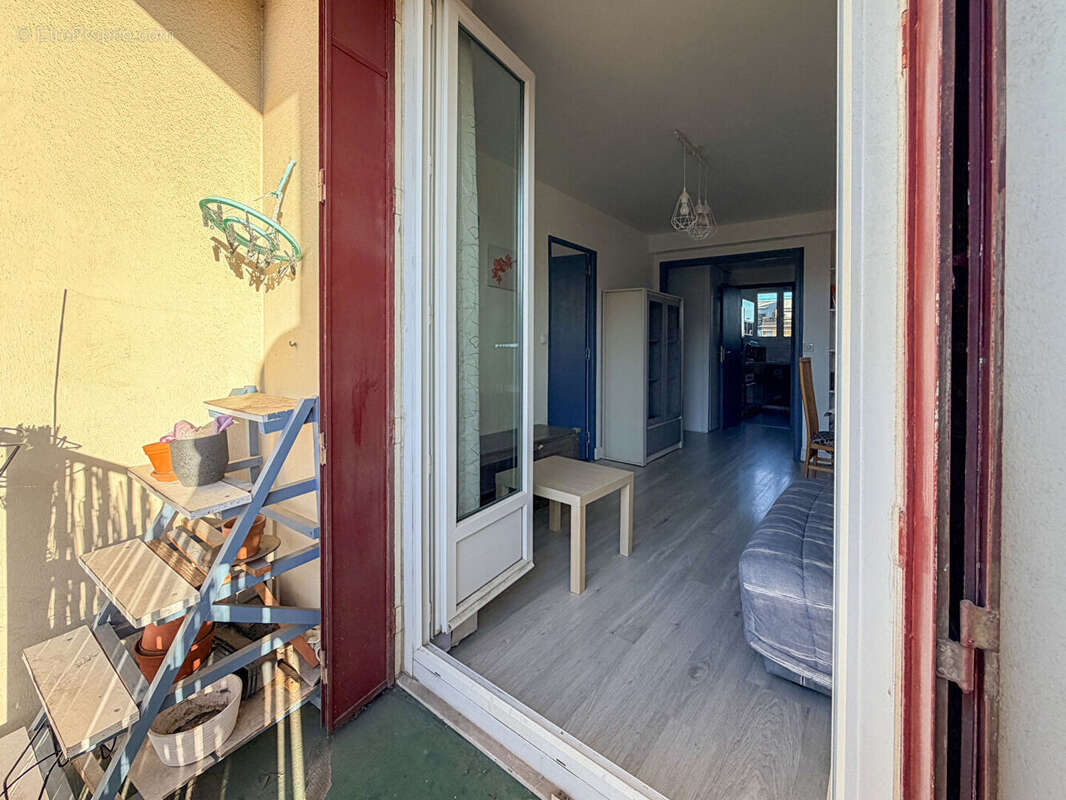 Appartement à NANTERRE