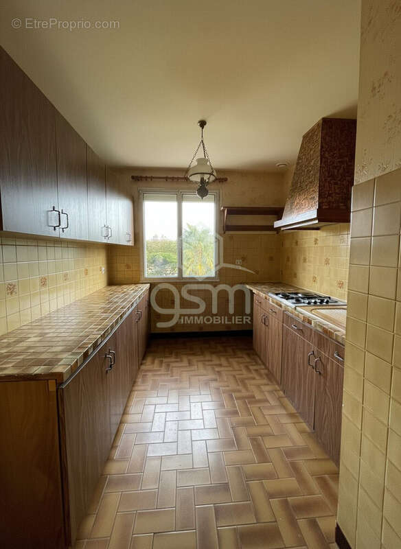 Maison à MONTBAZON