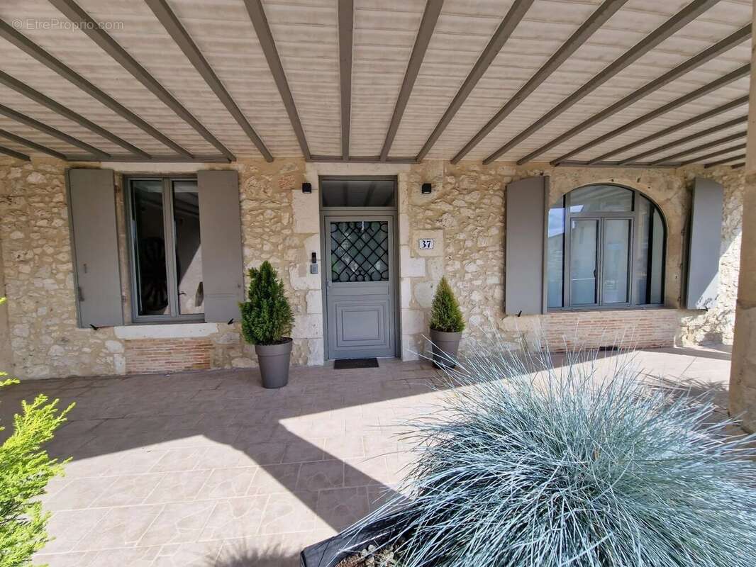 Maison à EYMET