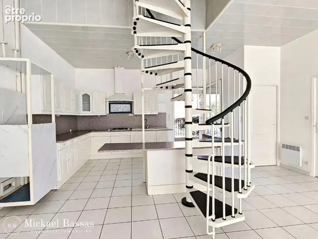 Maison 5 pièces 141 m² à vendre à Prades (66500) - photo 6