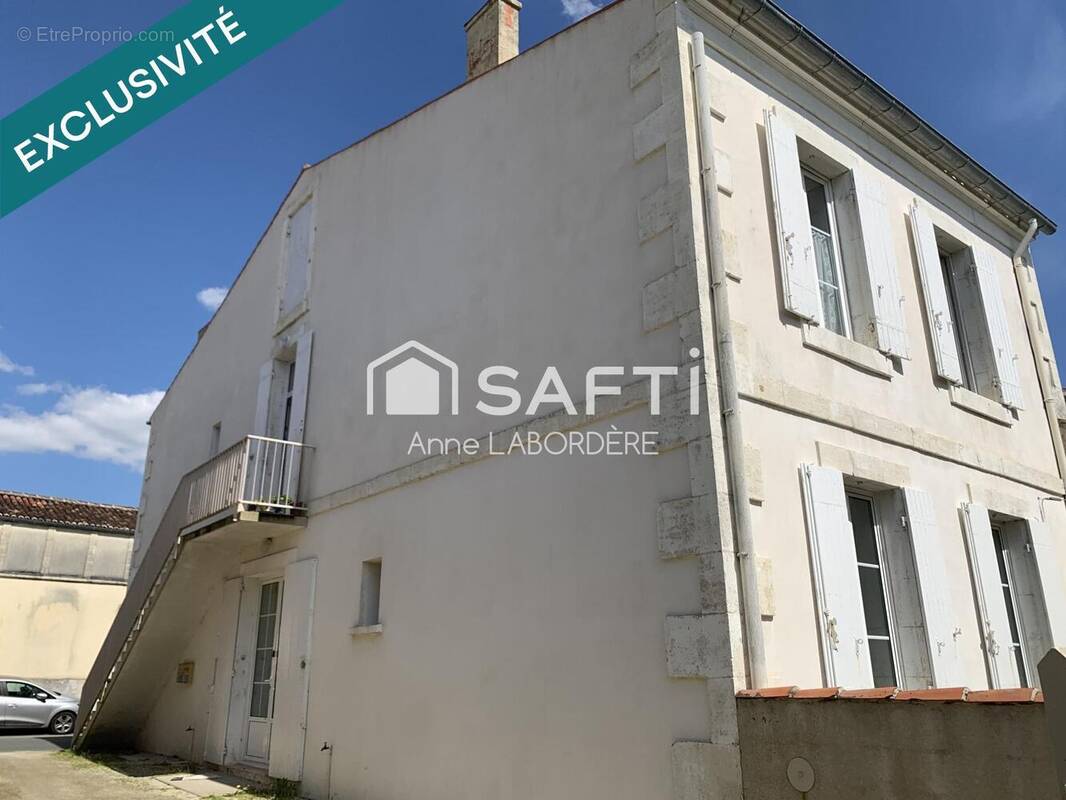 Photo 1 - Maison à BRIZAMBOURG