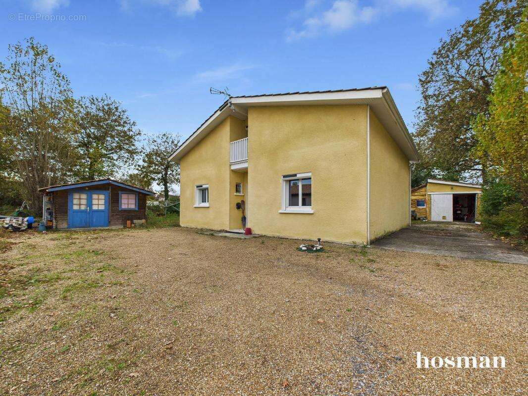 Maison à SAINT-JEAN-D&#039;ILLAC