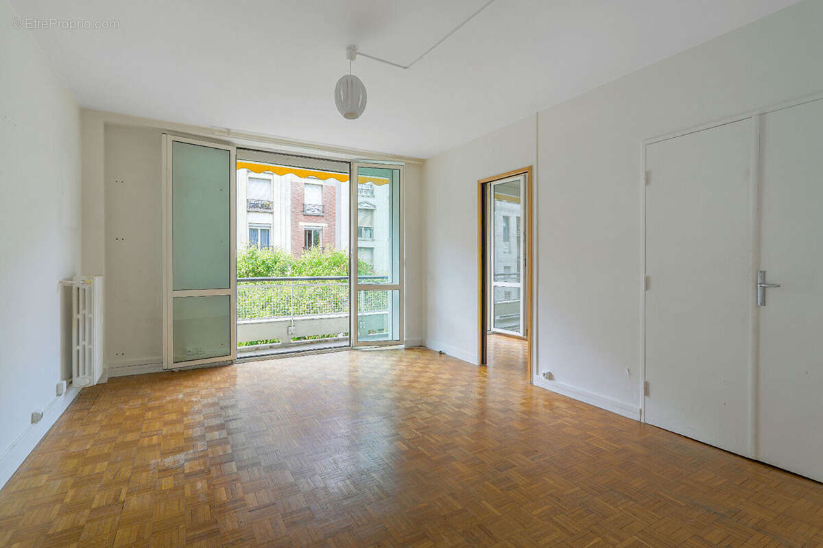 Appartement à PARIS-12E