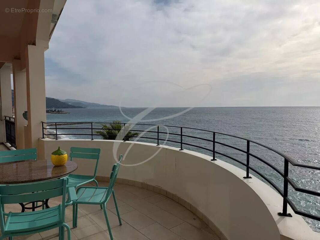 Appartement à MENTON
