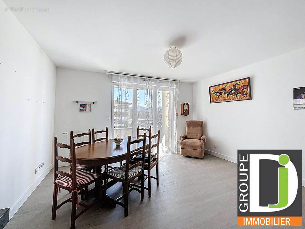 Appartement à CREST