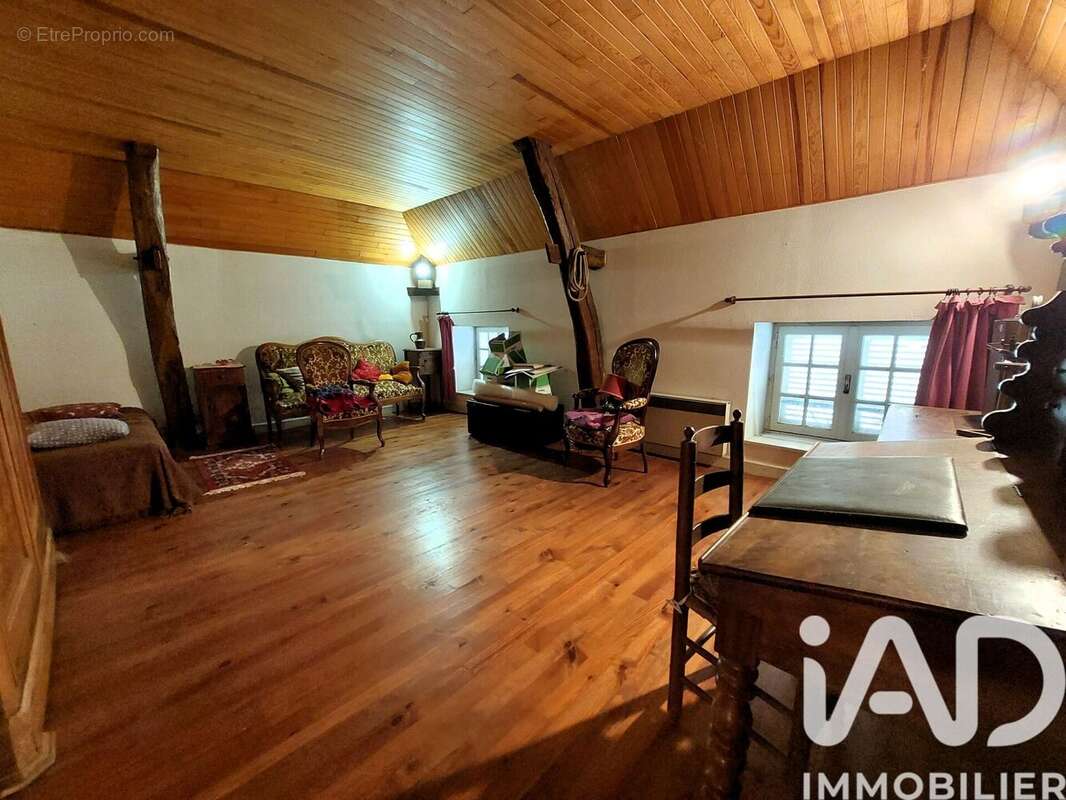 Maison 93 m² à Saint-Berain-Sur-Dheune  - photo 8