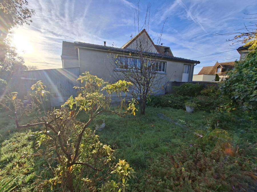 Maison à LA SUZE-SUR-SARTHE