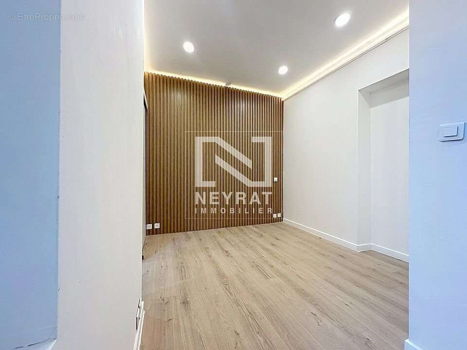 Saint raphael t2 centre ville - photo 3