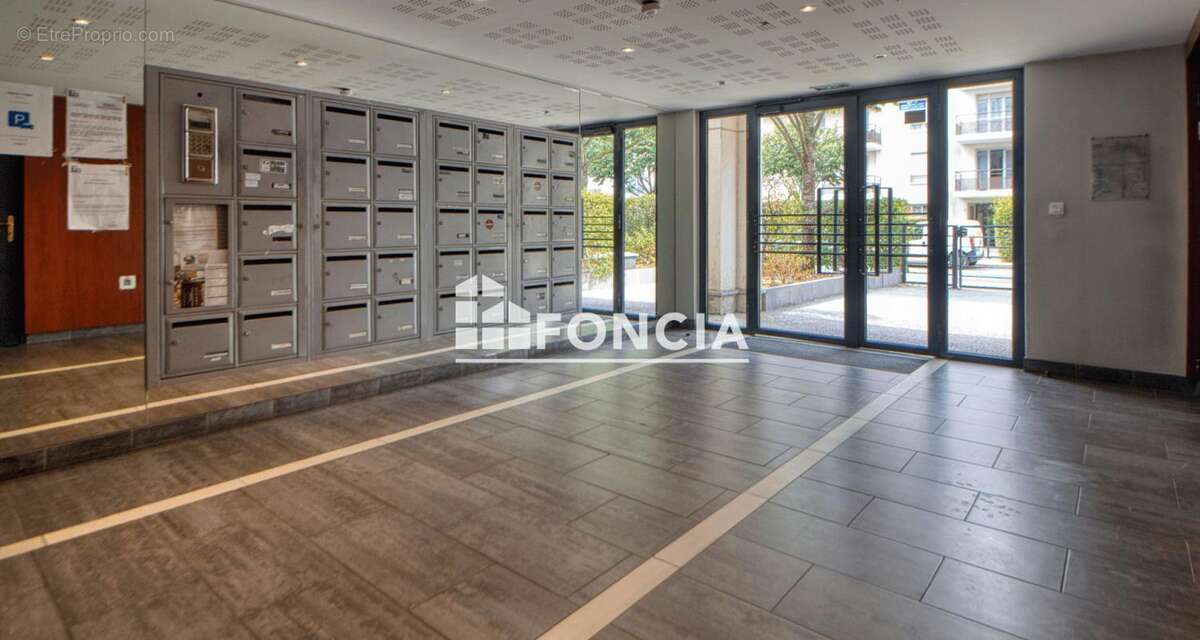 Idéal pour un 1er achat ou un investissement locatif ! Rue de la Senette à Carrières-sous-poissy (78) - Appartement T2 rénové 42 - photo 15