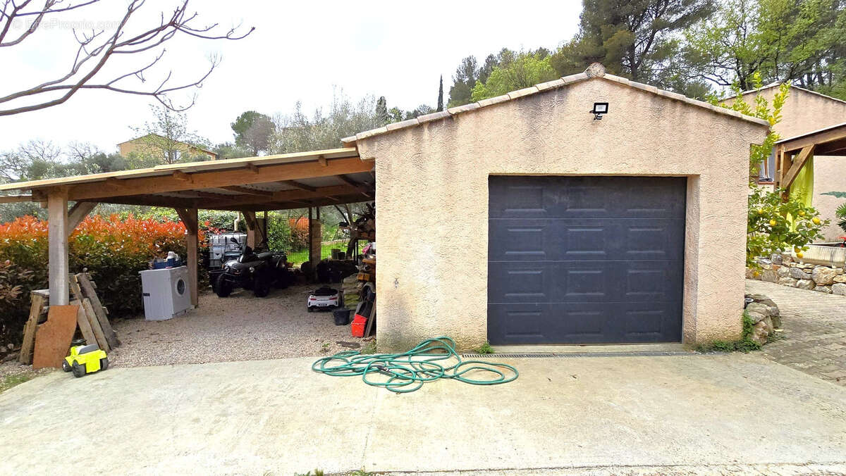 Maison à DRAGUIGNAN