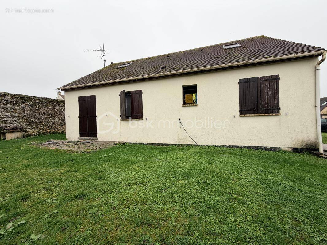 Maison à ROZAY-EN-BRIE