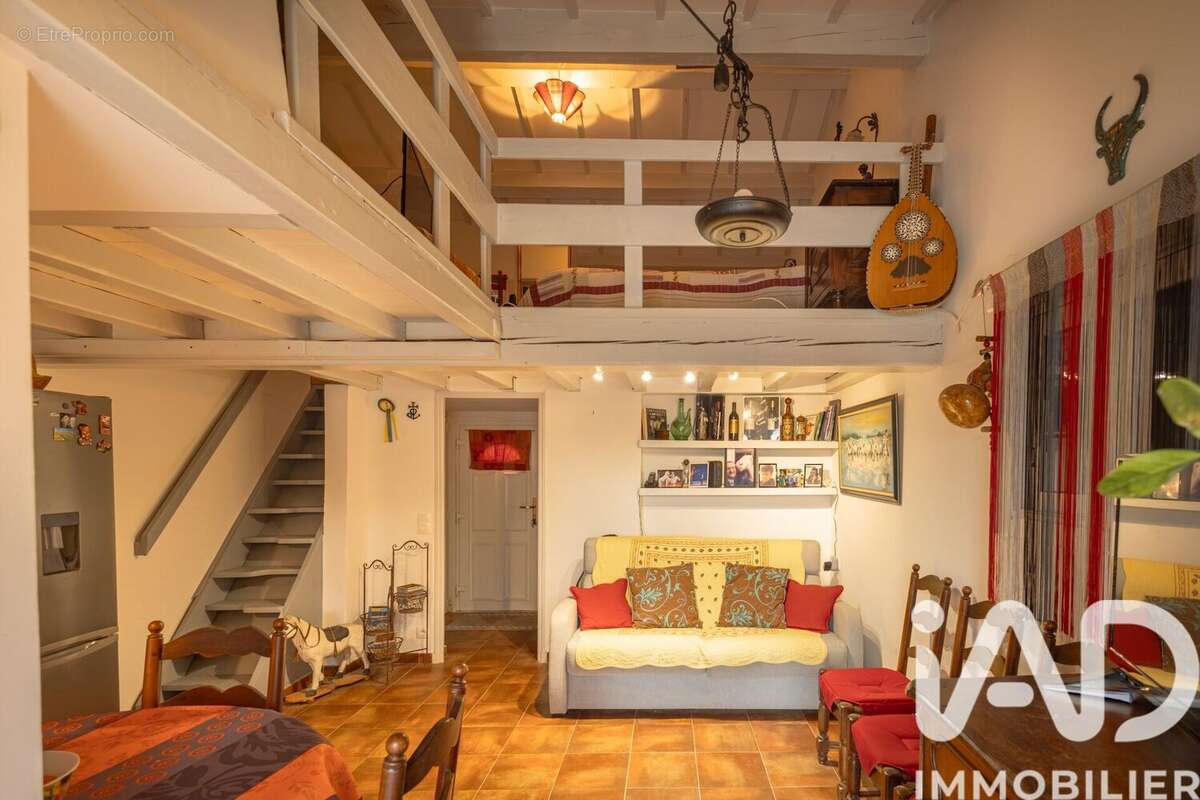 Maison 40 m² à Saintes-Maries-De-La-Mer  - photo 7