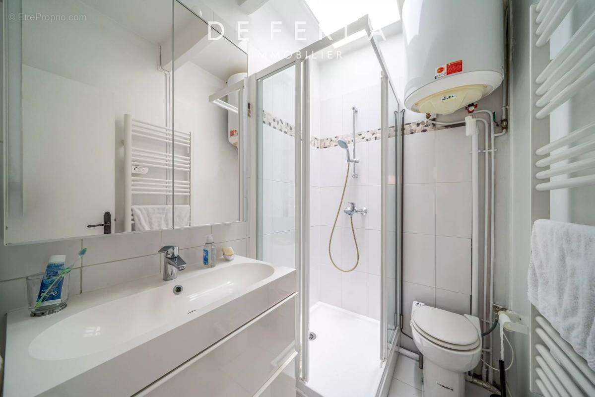 Appartement à PARIS-7E