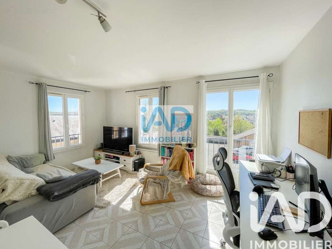 Photo 5 - Appartement à ETRECHY