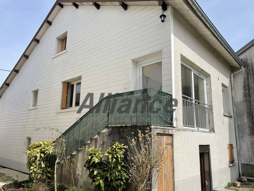 Maison à FROIDECONCHE